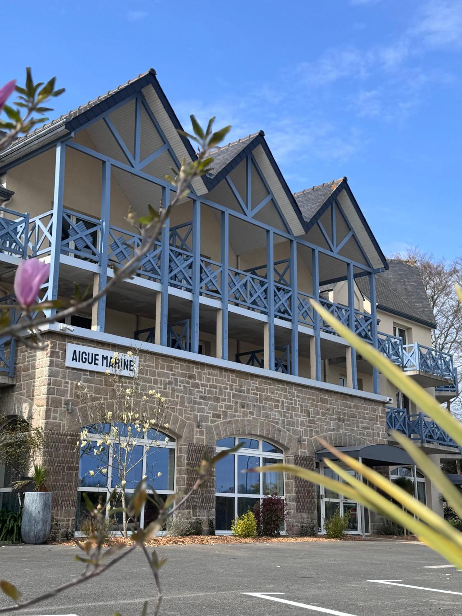 Hotel Aigue Marine Tréguier Exterior foto